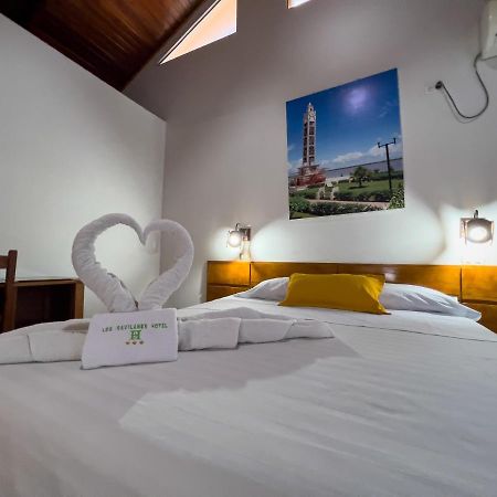 Los Gavilanes Hotel Пукалпа Екстериор снимка