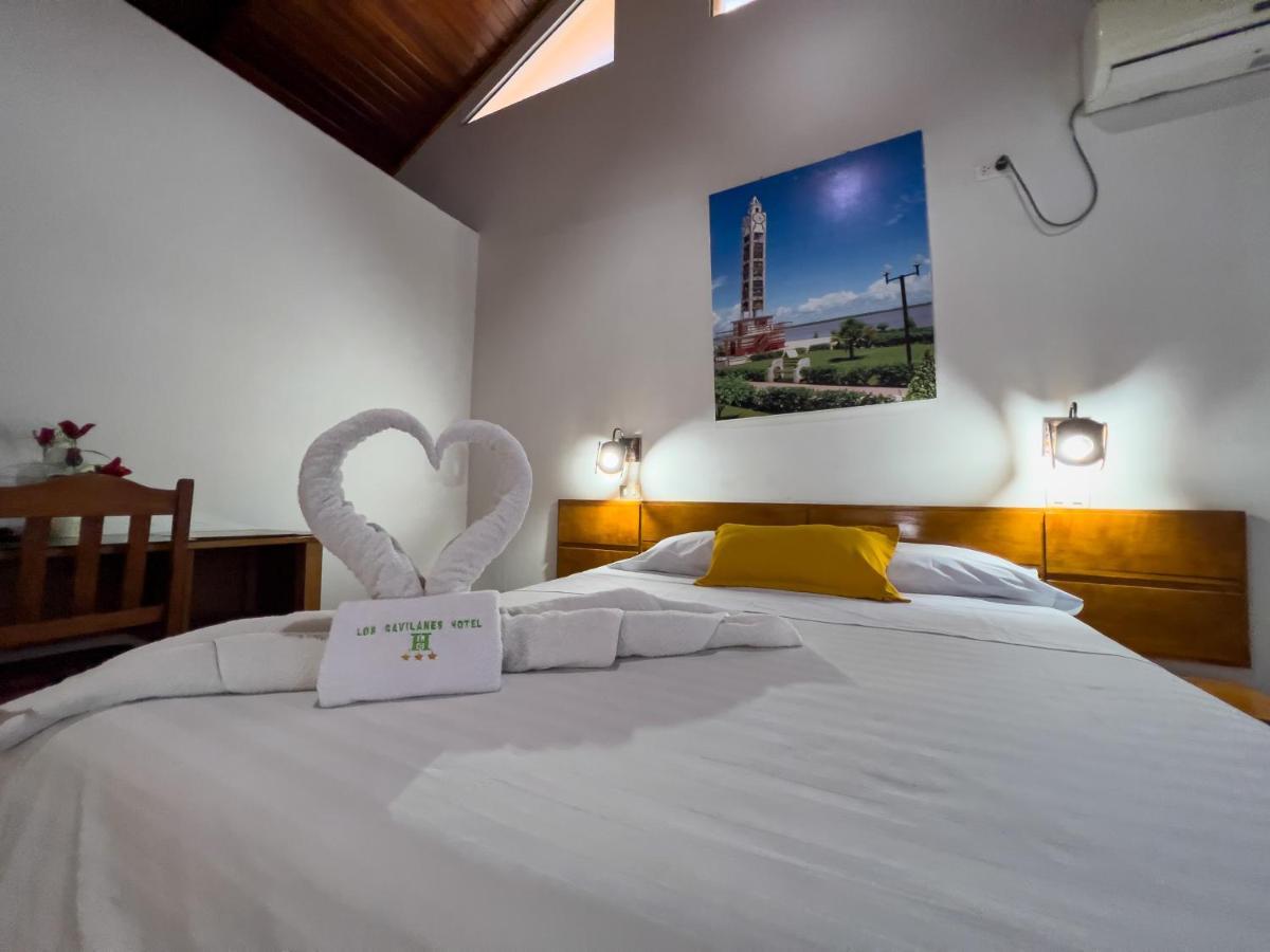 Los Gavilanes Hotel Пукалпа Екстериор снимка