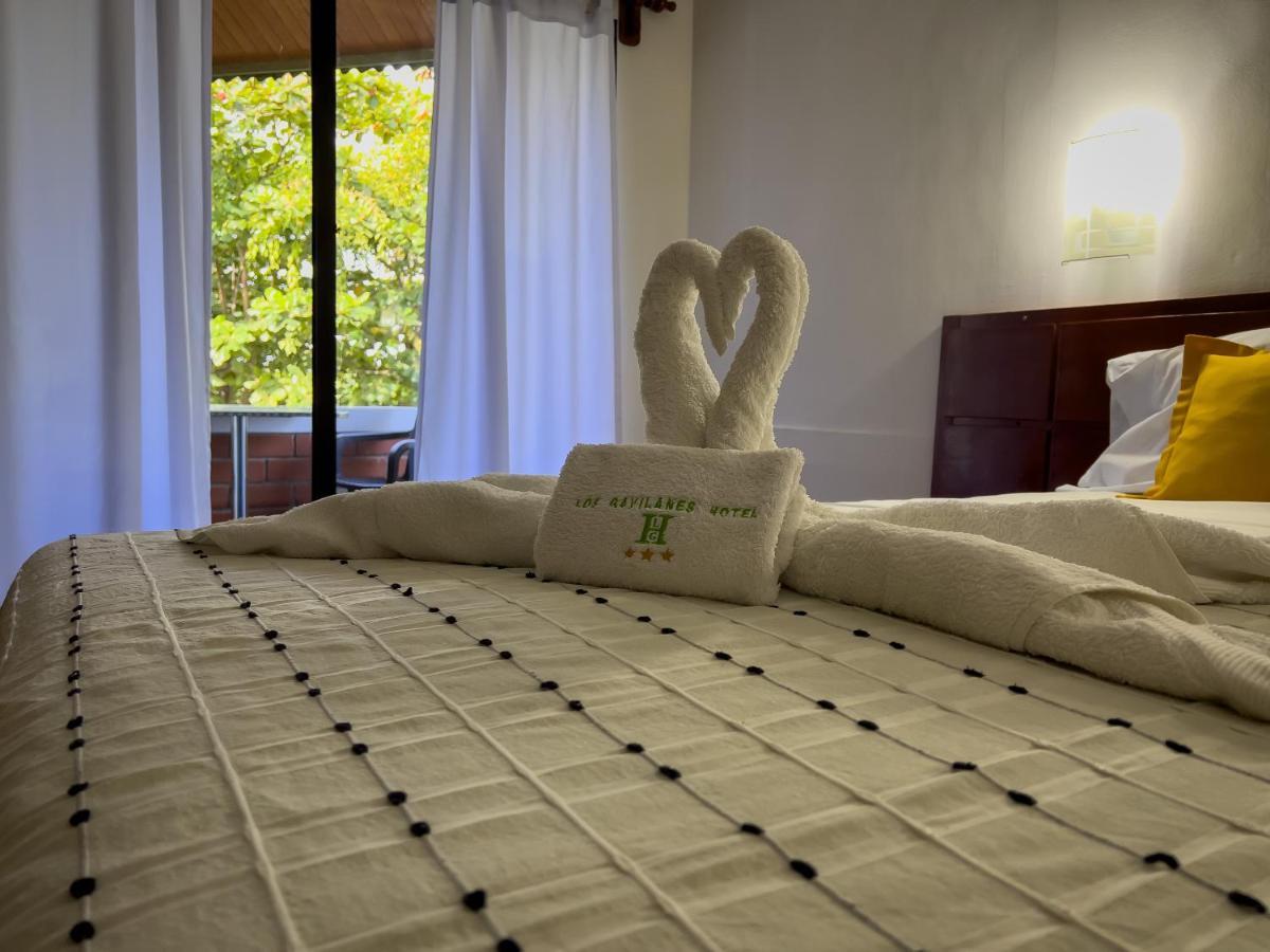 Los Gavilanes Hotel Пукалпа Екстериор снимка