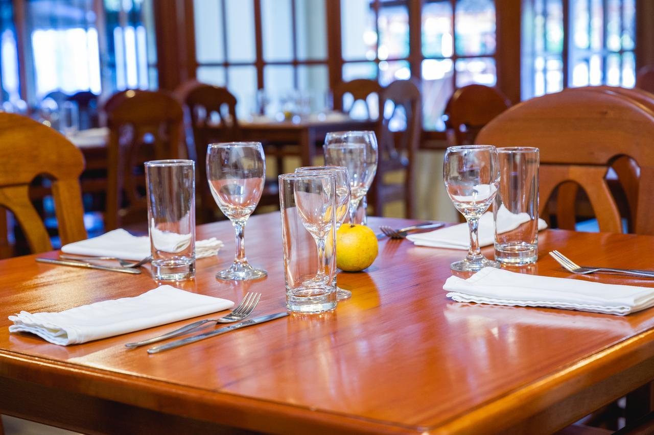 Los Gavilanes Hotel Пукалпа Екстериор снимка
