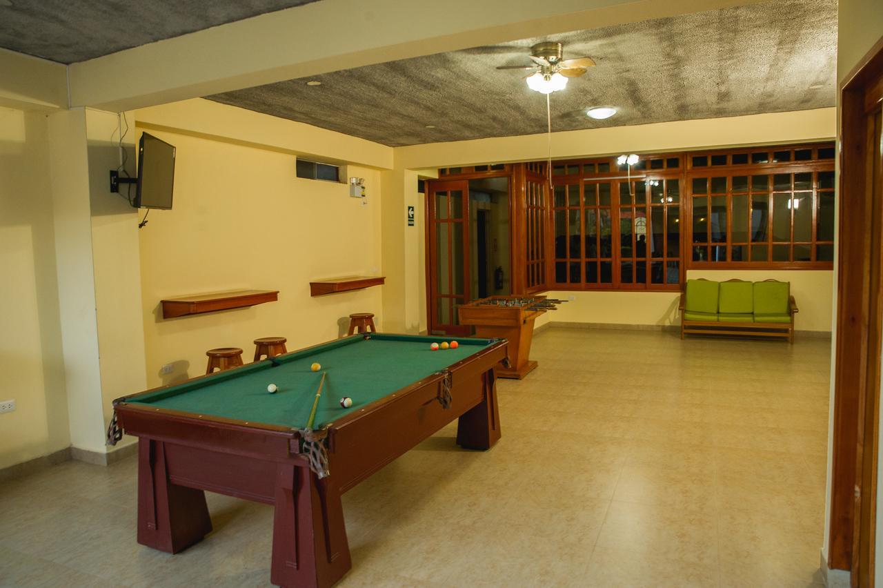 Los Gavilanes Hotel Пукалпа Екстериор снимка