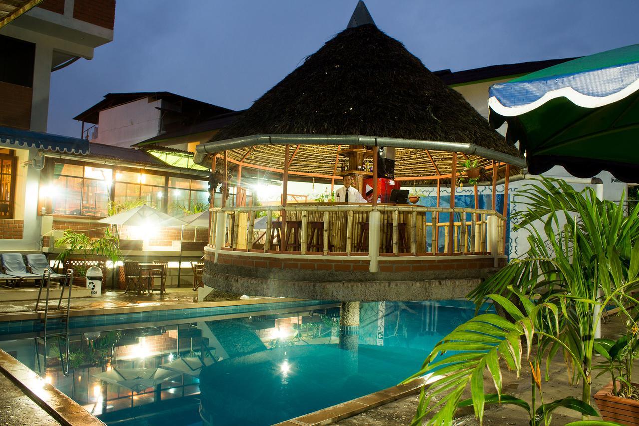 Los Gavilanes Hotel Пукалпа Екстериор снимка